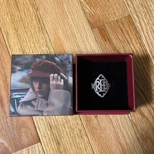 Taylor Swift RED ring. Comes with RED confetti